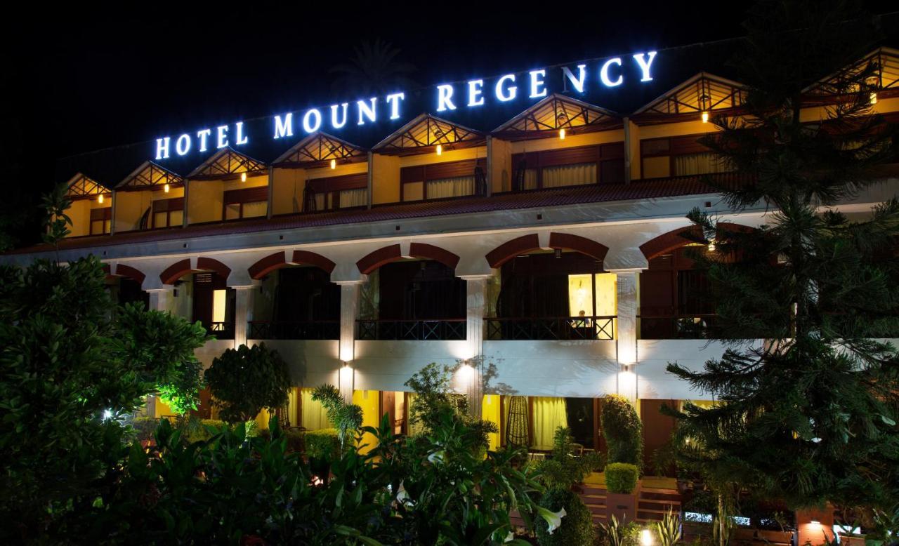 Hotel Mount Regency Маунт-Абу Екстер'єр фото